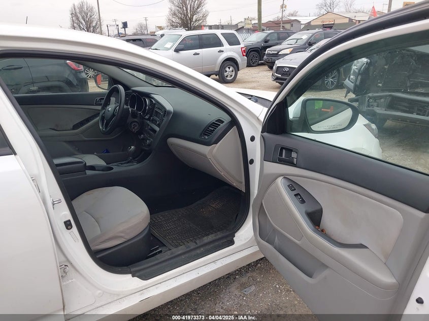 2013 KIA OPTIMA VIN: KNAGM4A76D5379047