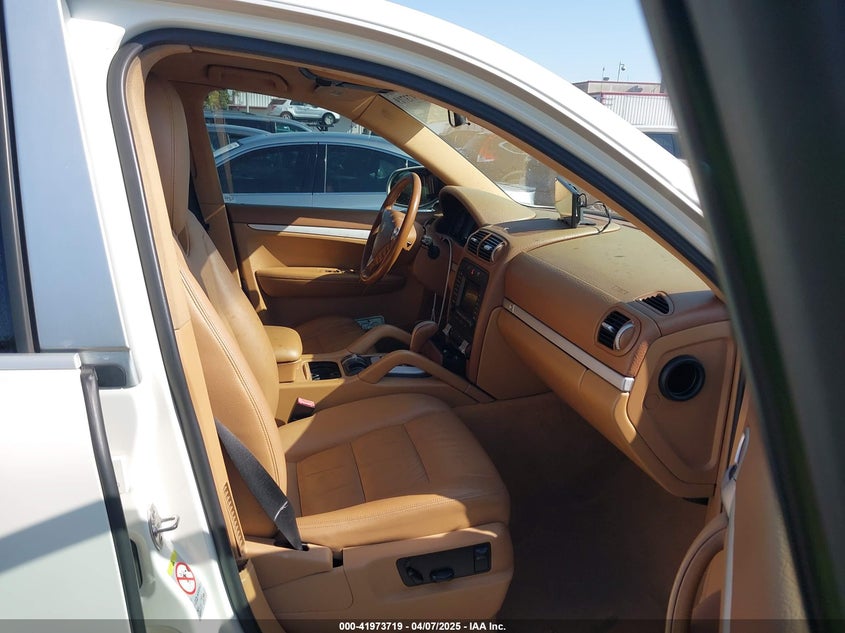 2008 PORSCHE CAYENNE VIN: WP1AA29P28LA17887