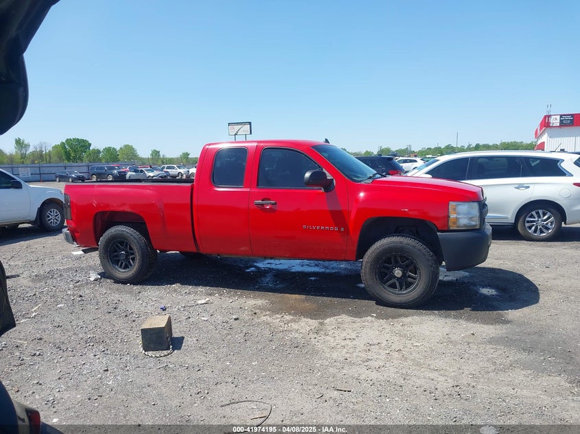 2007 CHEVROLET SILVERADO 1500 VIN: 1GCEC19X47Z609956