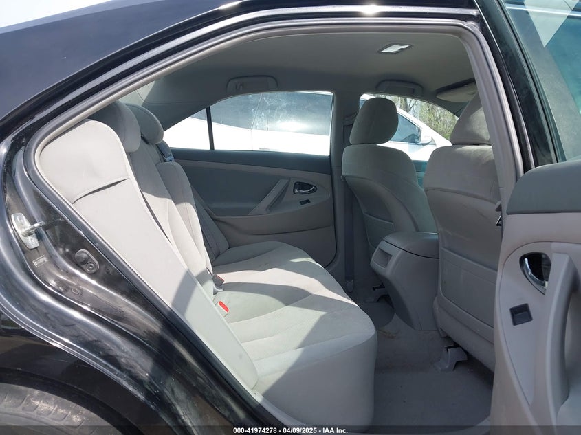 2009 TOYOTA CAMRY VIN: 4T4BE46K39R124958