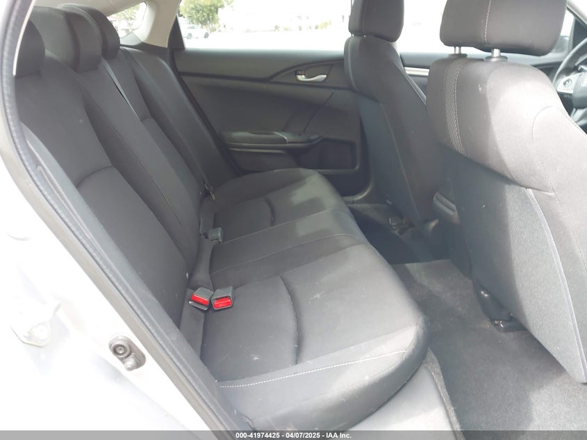 2016 HONDA CIVIC VIN: 2HGFC2F57GH520512
