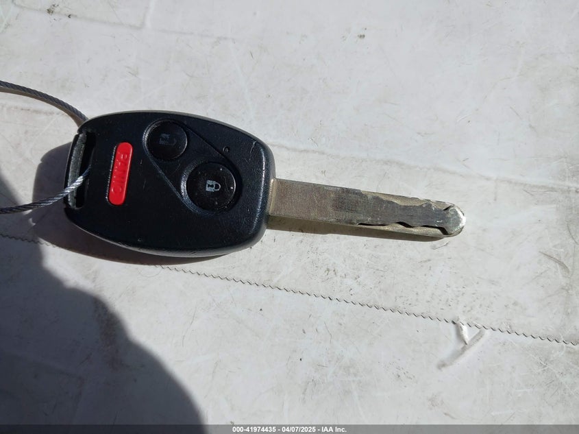 2008 HONDA CIVIC VIN: 2HGFG12618H579313
