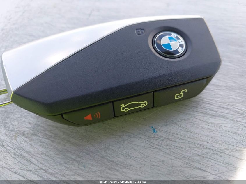 2024 BMW iX - WB523CF08RCR16666