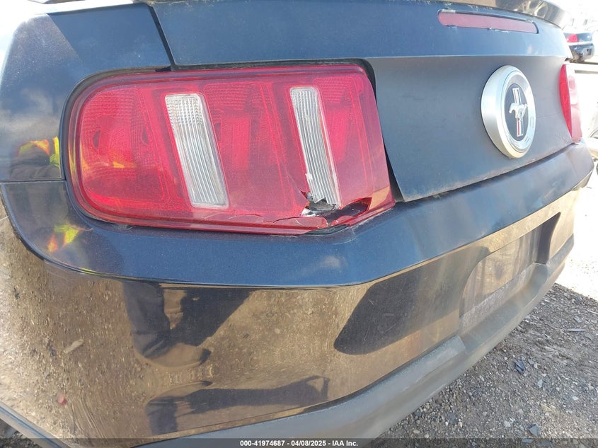 2011 FORD MUSTANG VIN: 1ZVBP8AM4B5149602