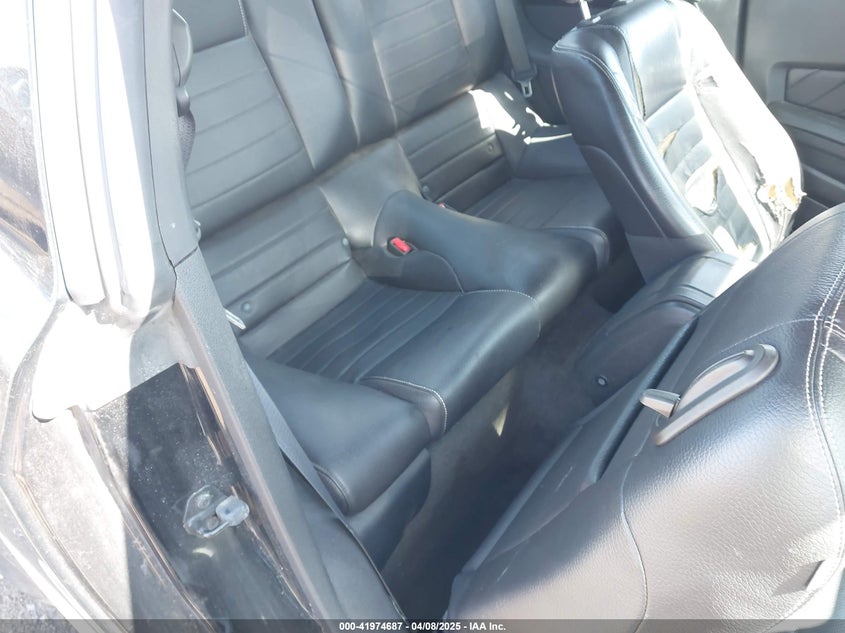 2011 FORD MUSTANG VIN: 1ZVBP8AM4B5149602