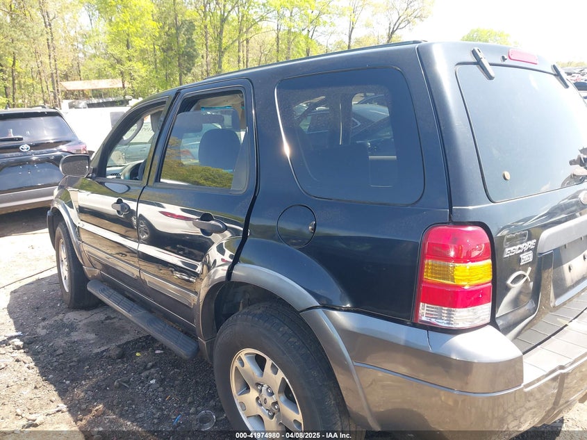 1FMYU03155KA69236 2005 FORD ESCAPE photo no. 14