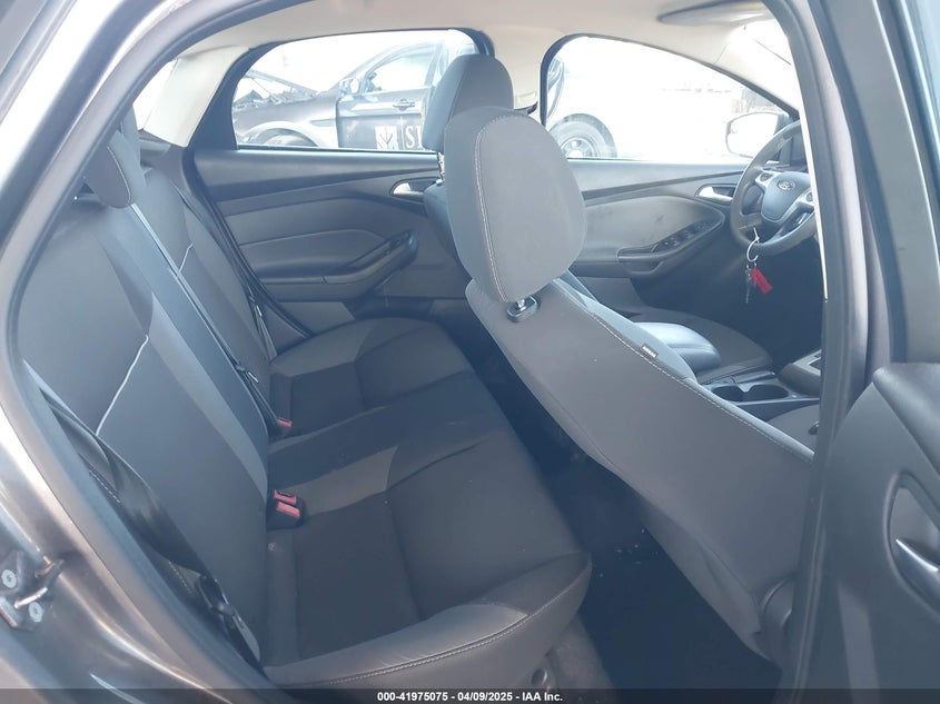 2013 FORD FOCUS VIN: 1FADP3F21DL132248