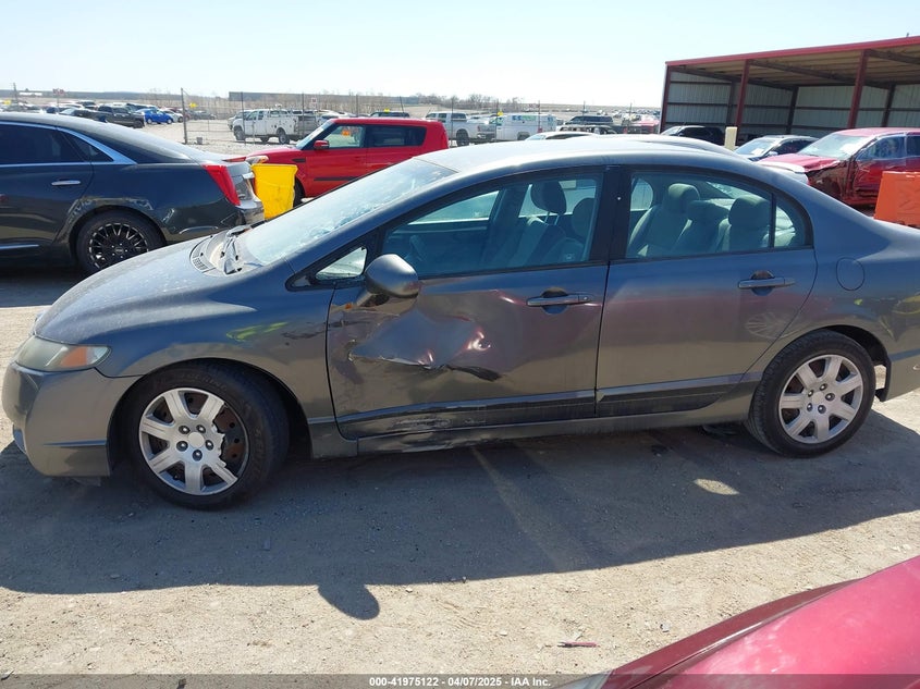 2011 HONDA CIVIC VIN: 19XFA1F57BE006145