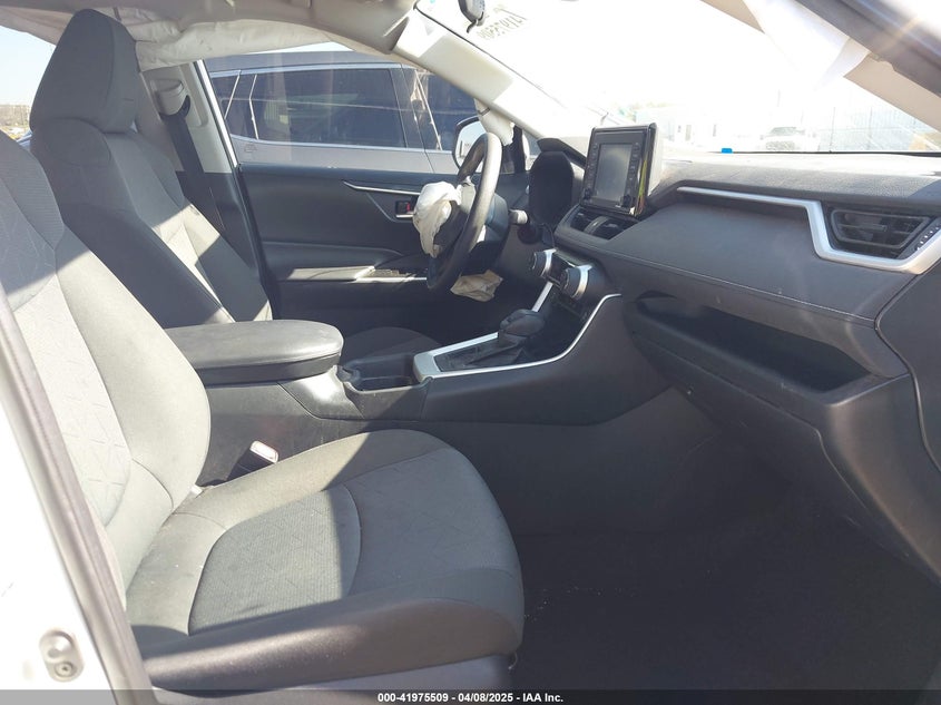 2021 TOYOTA RAV4 XLE - 2T3W1RFV0MW164381