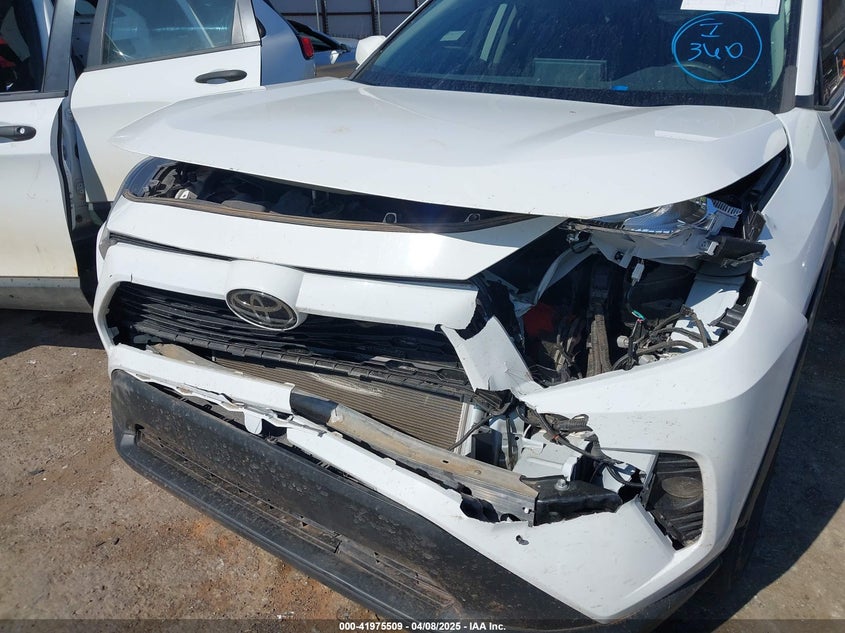 2021 TOYOTA RAV4 XLE - 2T3W1RFV0MW164381