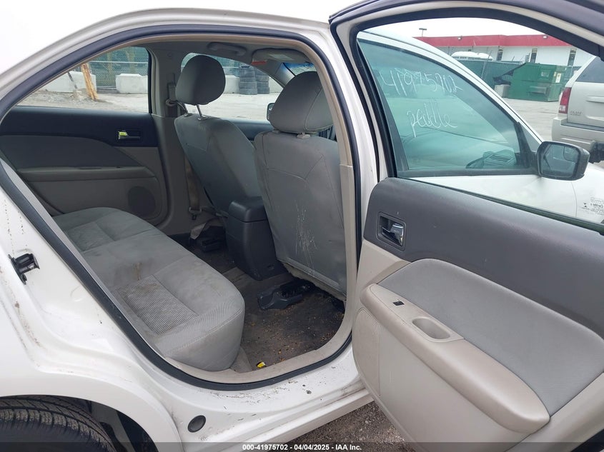 2012 FORD FUSION VIN: 3FAHP0GA7CR134754