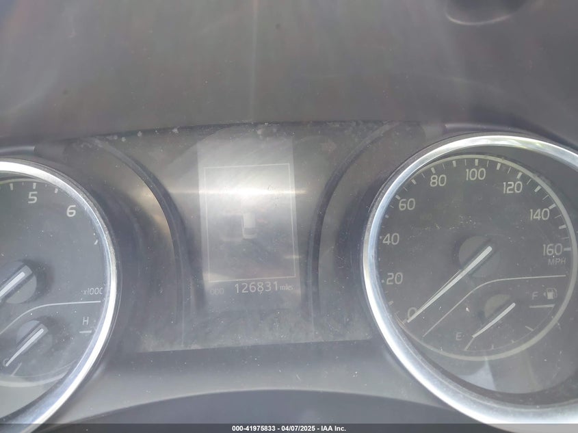 2019 TOYOTA CAMRY VIN: 4T1B11HK5KU689882