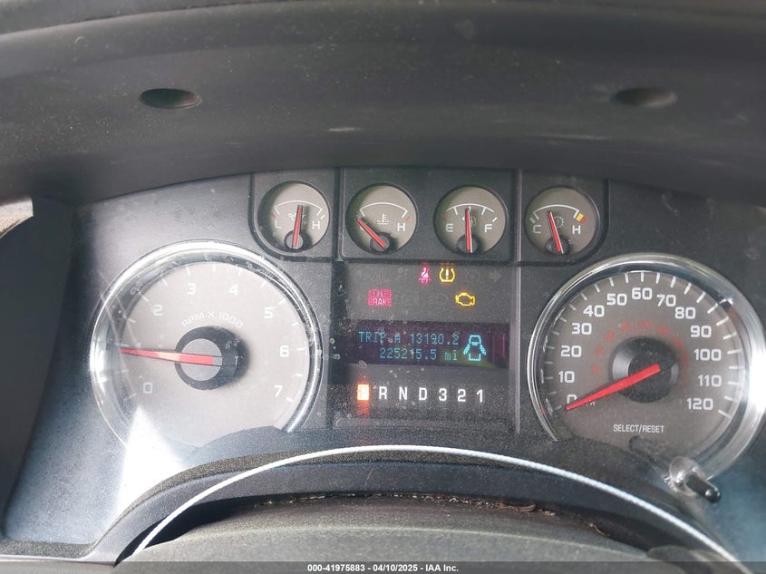 2009 FORD F-150 VIN: 1FTRX12879FA06318