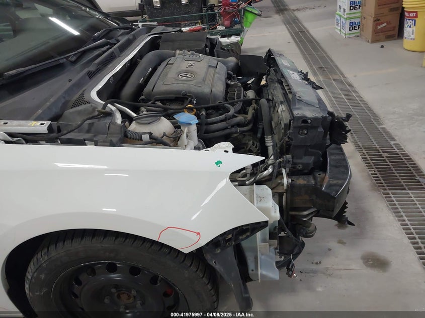 2016 VOLKSWAGEN JETTA 2.0T GLI SE - 3VW4T7AJ1GM416863