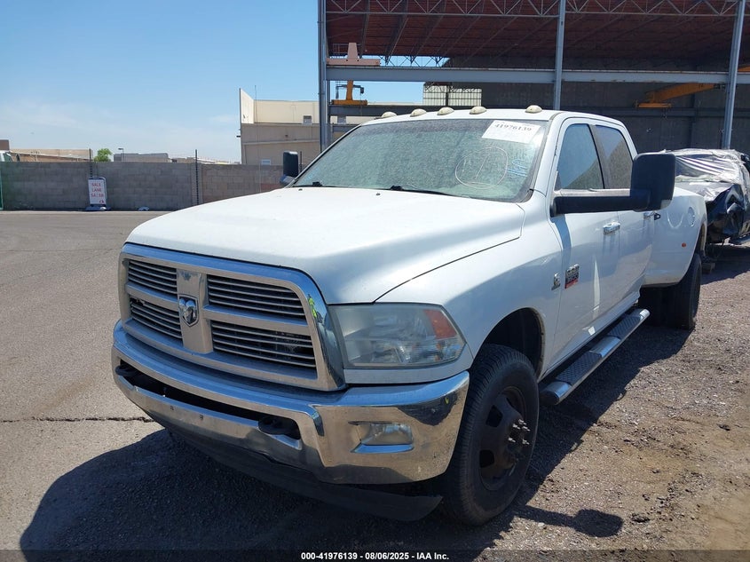 3D73Y4CLXBG521380 2011 RAM 3500 photo no. 2