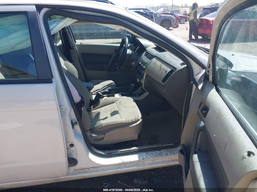 2010 FORD FOCUS VIN: 1FAHP3EN4AW164831
