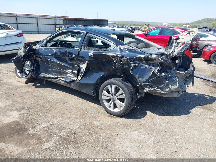 2008 HONDA ACCORD VIN: 1HGCS12808A009532