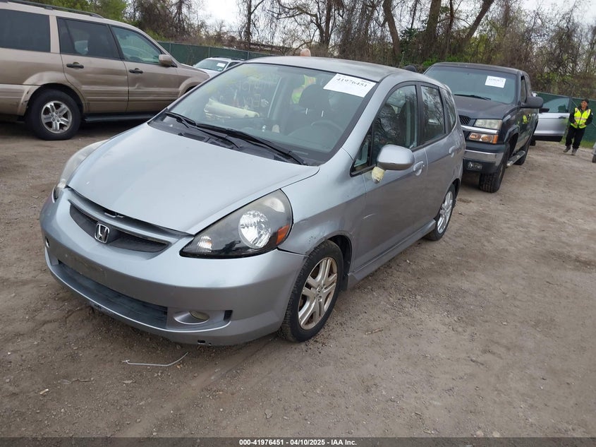 2008 HONDA FIT VIN: JHMGD38668S037789