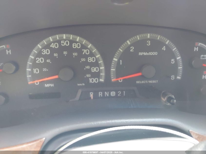 1999 Ford Expedition Eddie Bauer/Xlt VIN: 1FMPU18L0XLA32023 Lot: 41976697