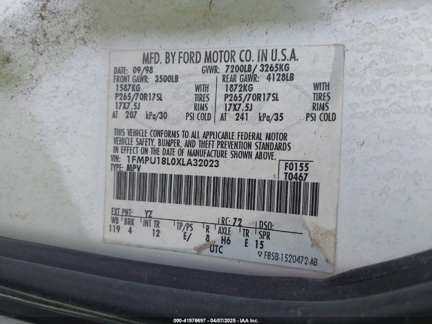 1999 Ford Expedition Eddie Bauer/Xlt VIN: 1FMPU18L0XLA32023 Lot: 41976697