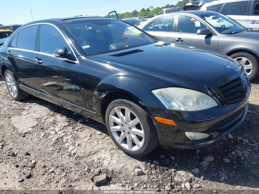 2007 MERCEDES-BENZ S 550 VIN: WDDNG86X97A090361