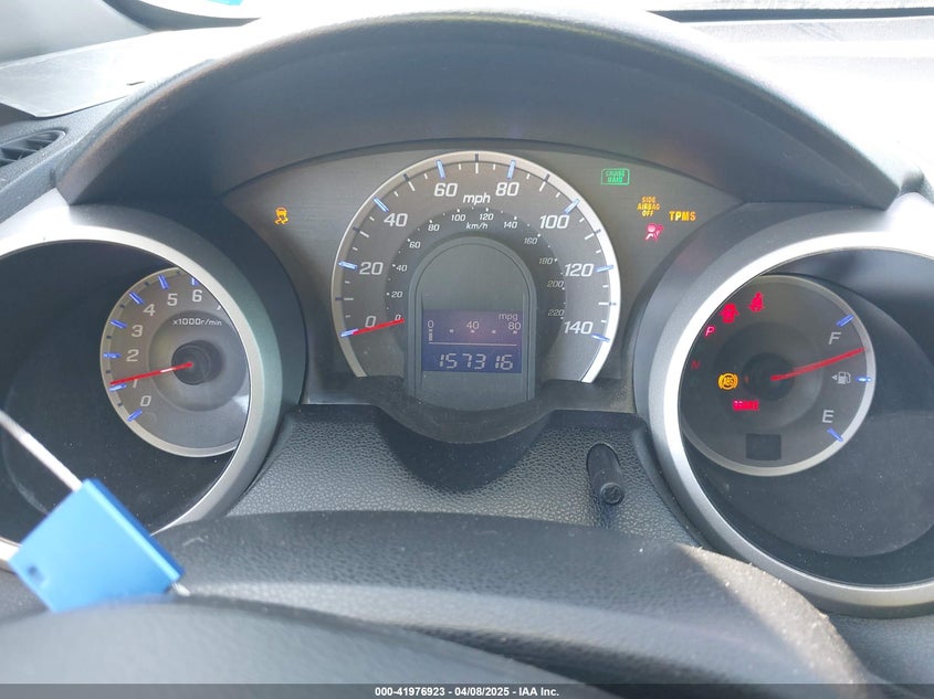 2011 HONDA FIT VIN: JHMGE8H64BC022557