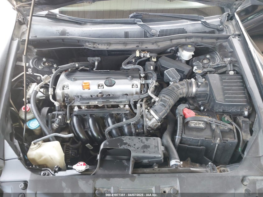 2010 HONDA ACCORD VIN: 1HGCP2F42AA072300
