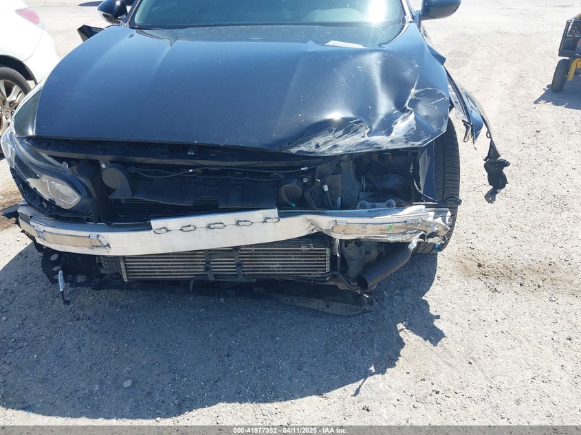 2019 HONDA ACCORD VIN: 1HGCV2E34KA021476