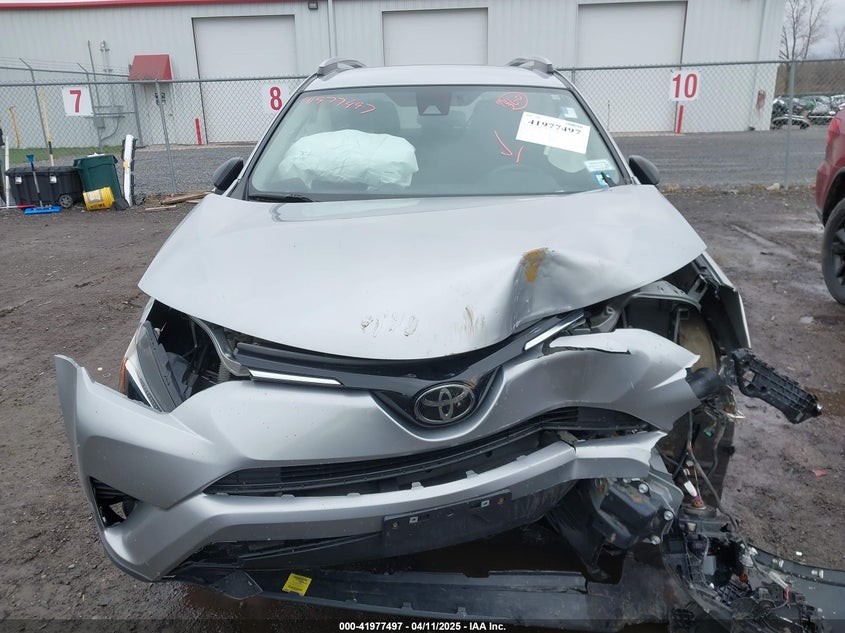 2018 TOYOTA RAV4 LE - JTMBFREV6JJ236518