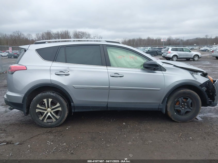 2018 TOYOTA RAV4 LE - JTMBFREV6JJ236518