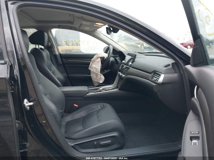 2018 HONDA ACCORD VIN: 1HGCV2F53JA025226