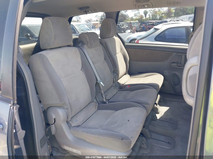 2010 TOYOTA SIENNA VIN: 5TDKK4CC0AS301964