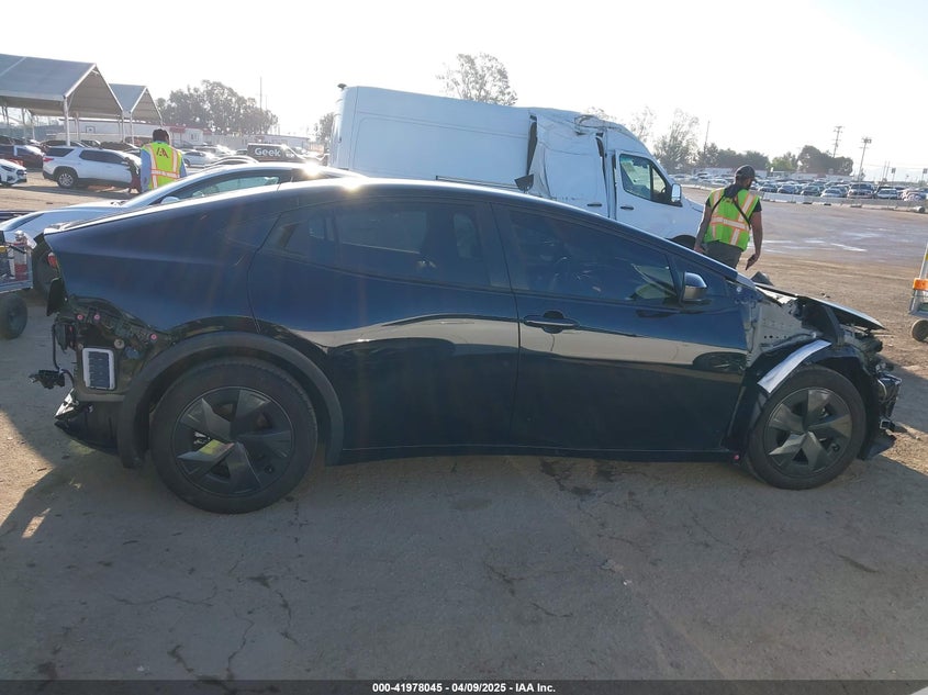 2024 TOYOTA PRIUS VIN: JTDACAAU9R3039152