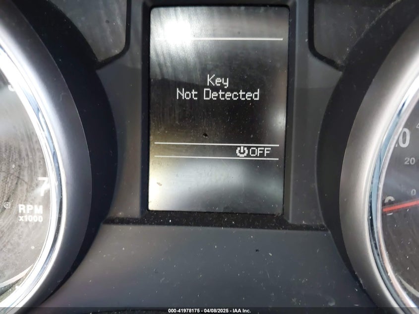2011 JEEP GRAND CHEROKEE VIN: 1J4RR6GG0BC702835