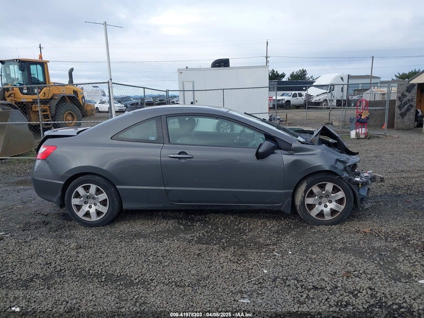 2011 HONDA CIVIC VIN: 2HGFG1B6XBH501961