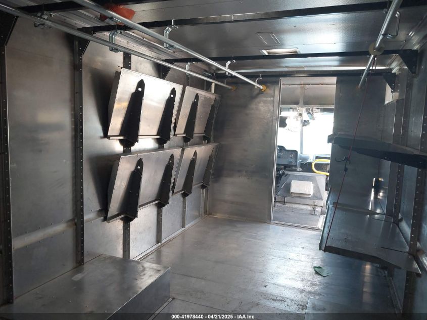 2019 Ford E-450 Stripped VIN: 1FC3E4K63KDC27458 Lot: 41978440