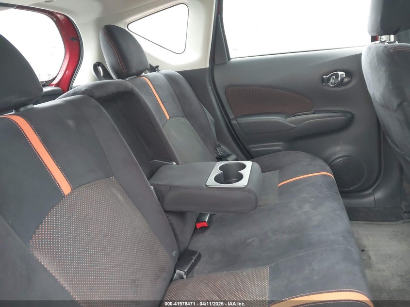 2015 NISSAN VERSA NOTE VIN: 3N1CE2CP9FL400740