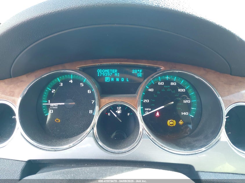 2011 BUICK ENCLAVE VIN: 5GAKVAED0BJ237579