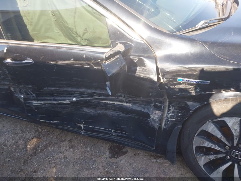 2015 HONDA ACCORD HYBRID VIN: 1HGCR6F53FA007943