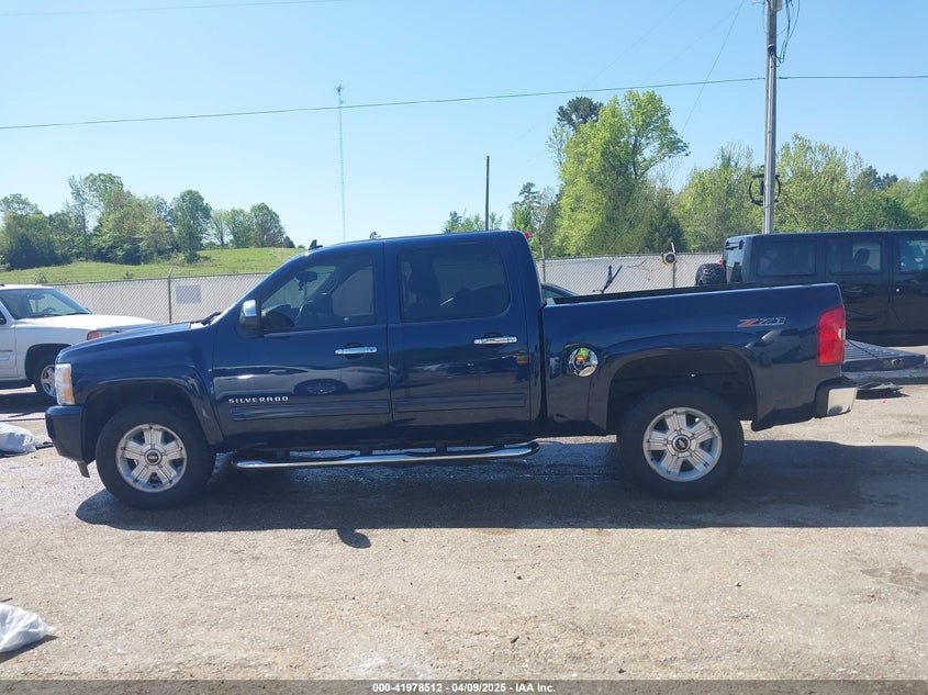 2011 CHEVROLET SILVERADO 1500 VIN: 1GCPKSE34BF172359