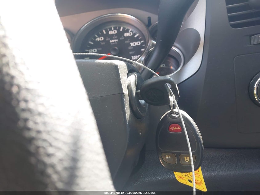 2011 CHEVROLET SILVERADO 1500 VIN: 1GCPKSE34BF172359