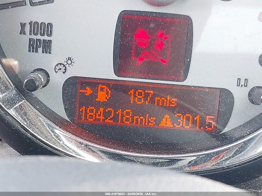 2008 MINI COOPER VIN: WMWMF33538TU67798