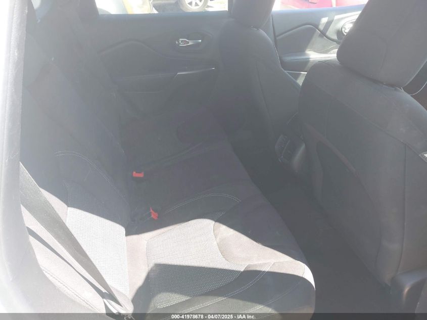 2020 Jeep Cherokee Latitude VIN: 1C4PJMCBILD551981 Lot: 41978678