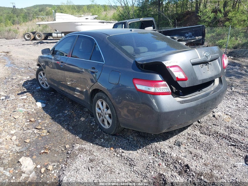 2011 TOYOTA CAMRY VIN: 4T1BF3EK2BU197280