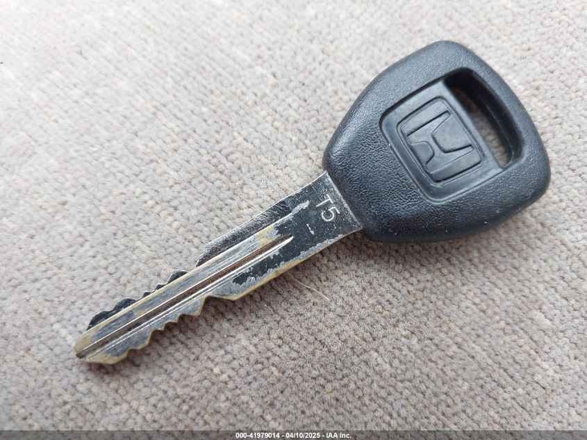 2002 Honda Accord 3.0 Lx VIN: 1HGCG16412A074065 Lot: 41979014