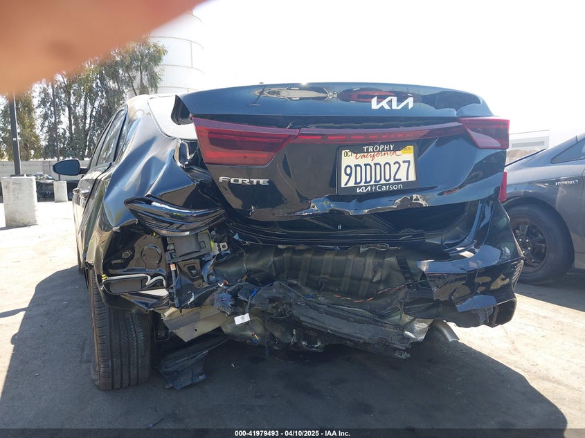 VIN 3KPF24AD0PE527776 2023 KIA FORTE LXS