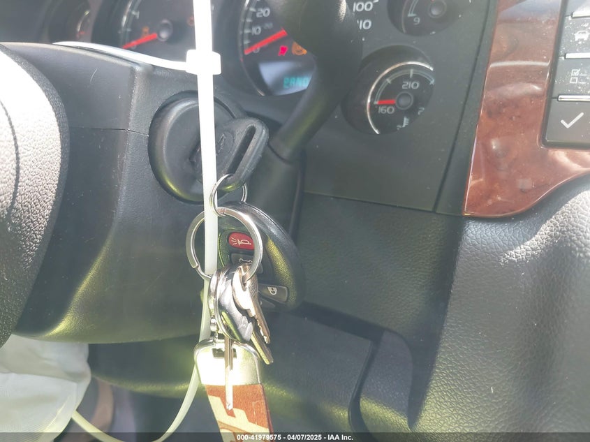 2013 CHEVROLET TAHOE LT - 1GNSCBE06DR329993