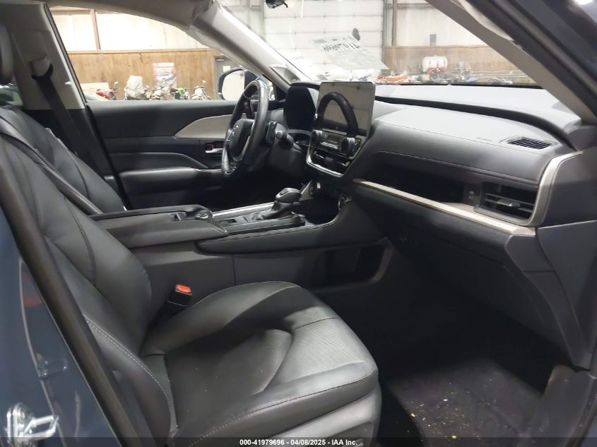 2024 Toyota Highlander - 5TDAAAB50RS040749