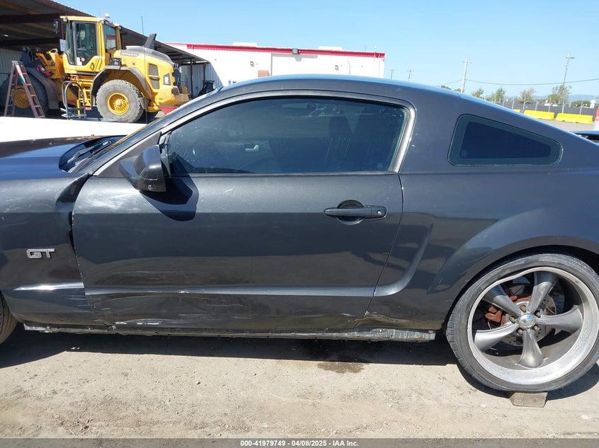 2007 FORD MUSTANG VIN: 1ZVFT82H175270870