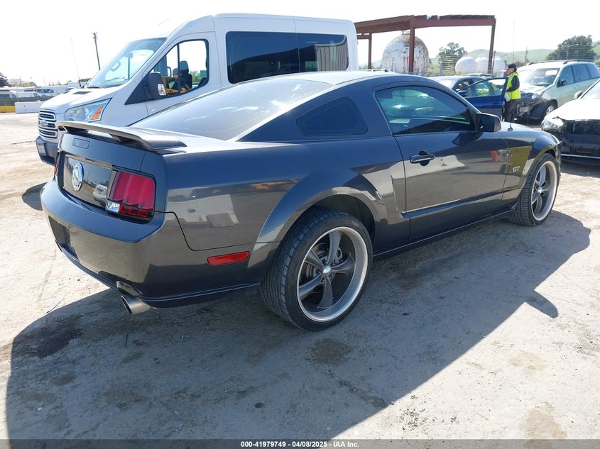 2007 FORD MUSTANG VIN: 1ZVFT82H175270870